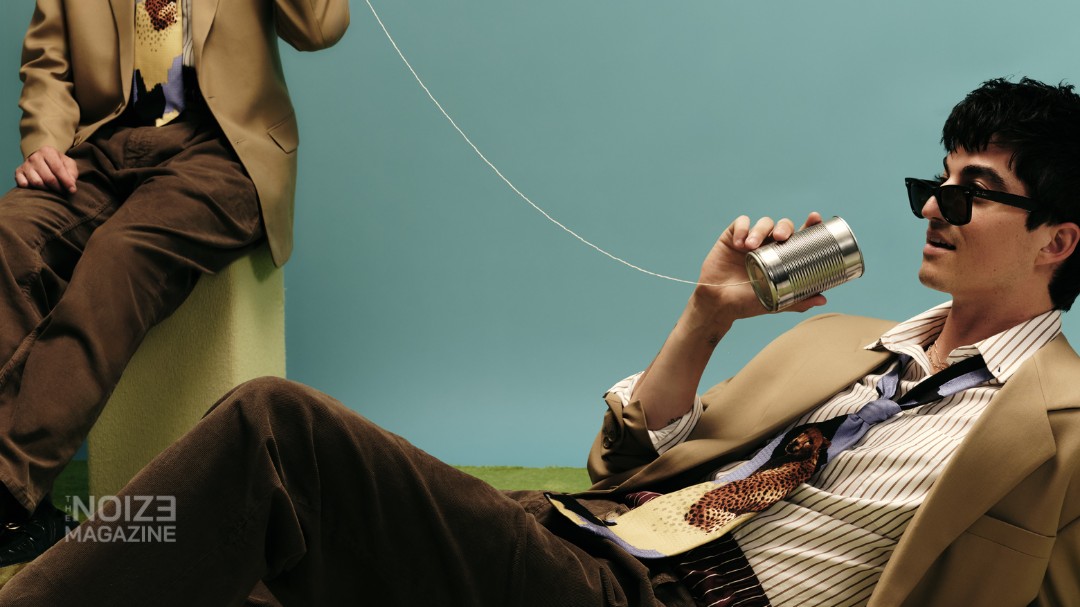 elijah woods - can we talk