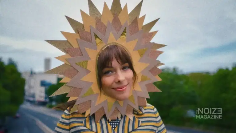 Lenka - Sunshine Girl - Good Days - Skipalong Records