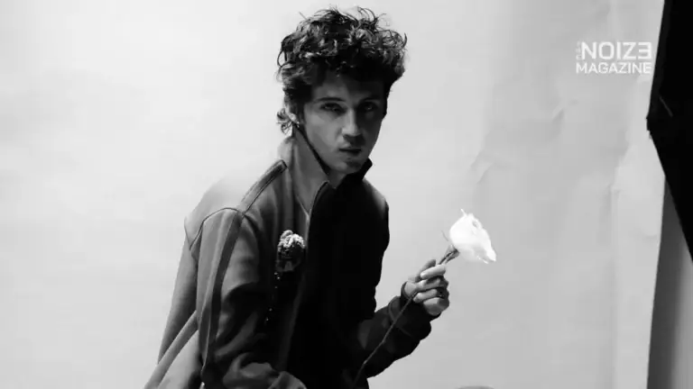 Troye Sivan - She’s the Best - Interscope Records